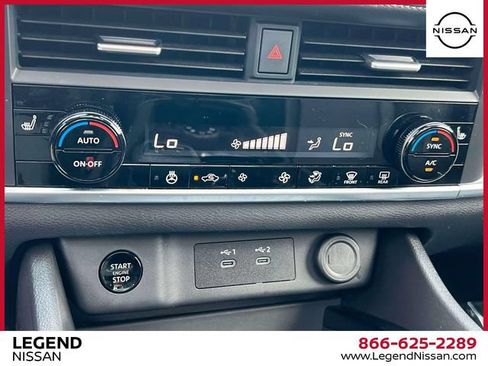 Certified 2024 Nissan Rogue SV w/ SV Premium Package AWD/4WD image 30