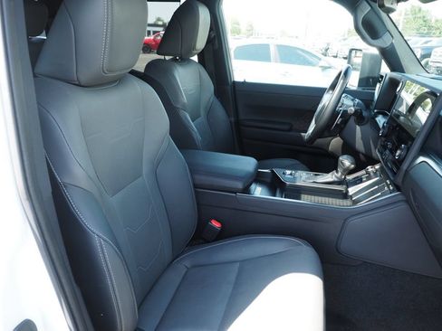 Used 2024 Lexus GX 550 w/ Cold Area Package AWD/4WD image 24