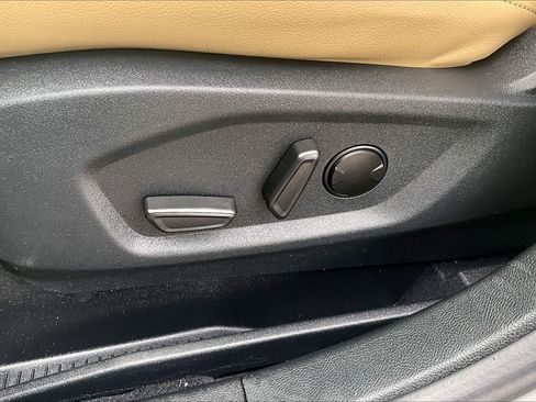 Used 2024 Ford Edge SEL w/ Convenience Package image 33