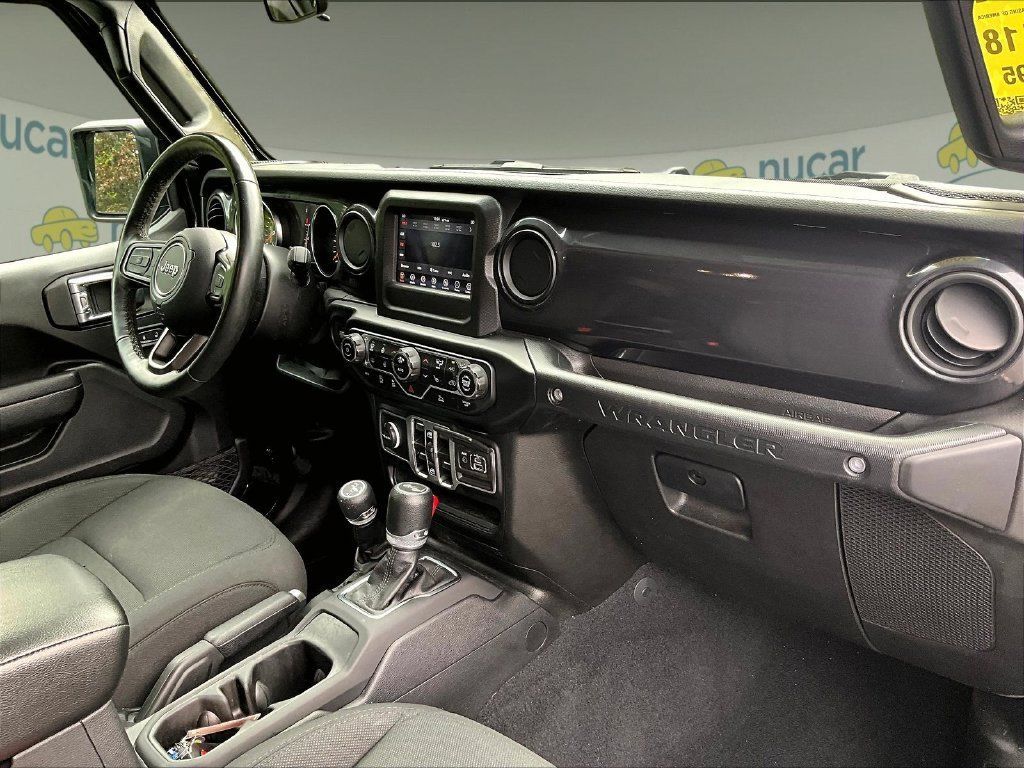 Used 2022 Jeep Wrangler Unlimited Sport AWD/4WD image 14