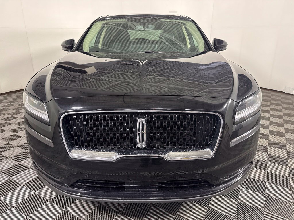 Used 2023 Lincoln Nautilus Reserve w/ Equipment Group 201A AWD/4WD image 3