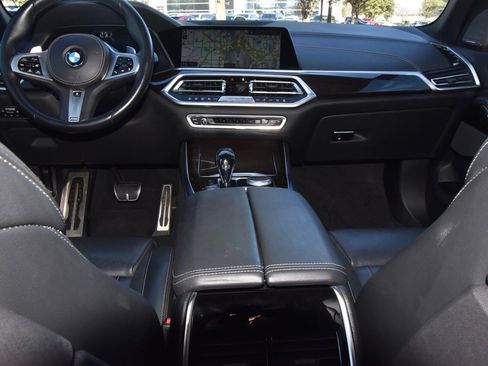 Used 2019 BMW X5 xDrive40i w/ M Sport Package image 16
