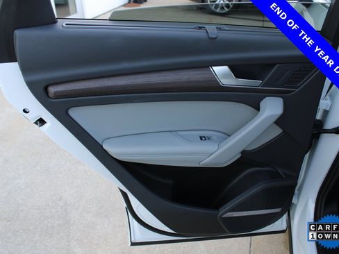 Used 2024 Audi Q5 2.0T Prestige w/ Prestige Package image 26