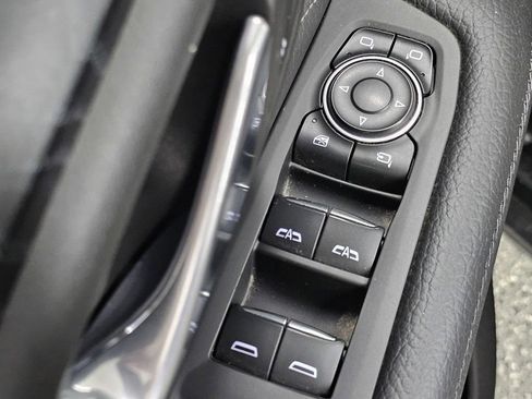 Used 2021 GMC Yukon Denali AWD/4WD image 37