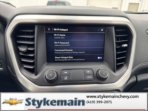 Used 2023 GMC Acadia SLT image 39