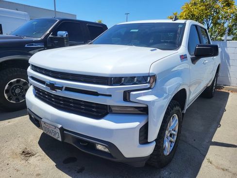 Used 2021 Chevrolet Silverado 1500 RST AWD/4WD image 2