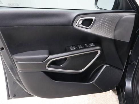 Used 2024 Kia Soul LX w/ Option Group 015 image 13