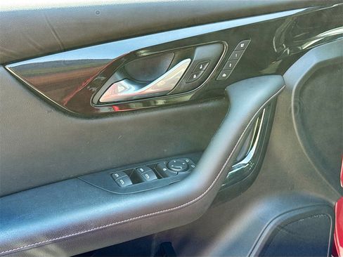 Used 2021 Chevrolet Blazer RS w/ Enhanced Convenience Package image 18