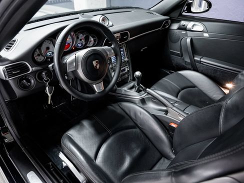 Used 2006 Porsche 911 Carrera S RWD image 9