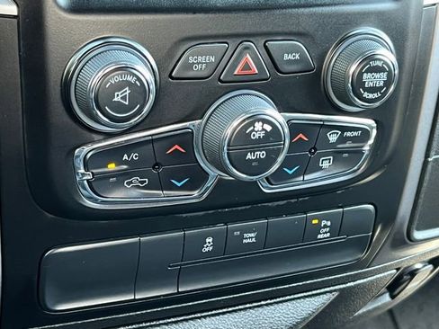 Used 2022 RAM 1500 Classic Warlock AWD/4WD image 27