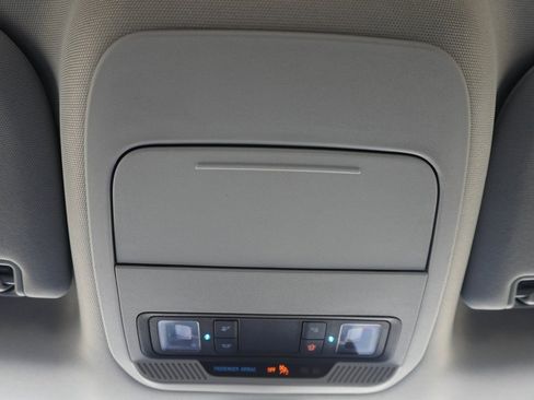 Certified 2022 Ford F150 XLT w/ Equipment Group 302A High image 17