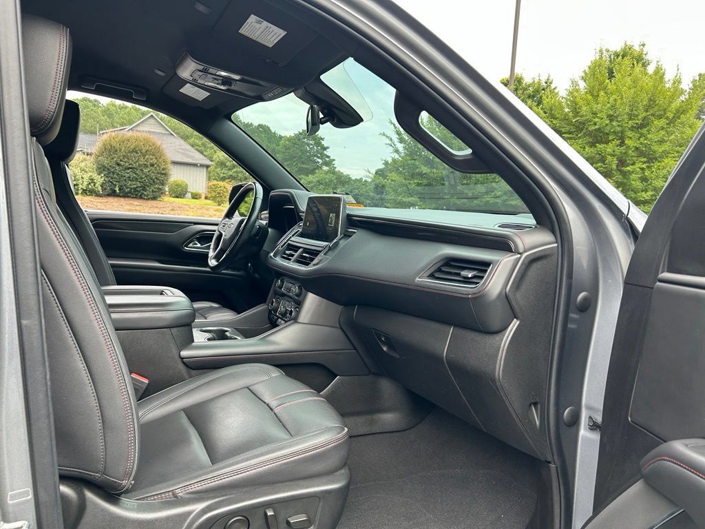 Used 2022 Chevrolet Tahoe RST w/ Luxury Package RWD image 46