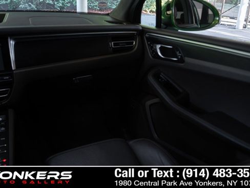 Used 2020 Porsche Macan GTS AWD/4WD image 67