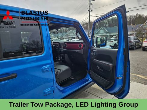 Used 2022 Jeep Gladiator Rubicon w/ LED Lighting Group image 12