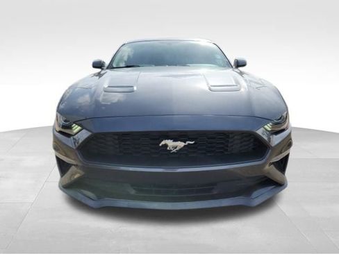 Used 2019 Ford Mustang Coupe image 9