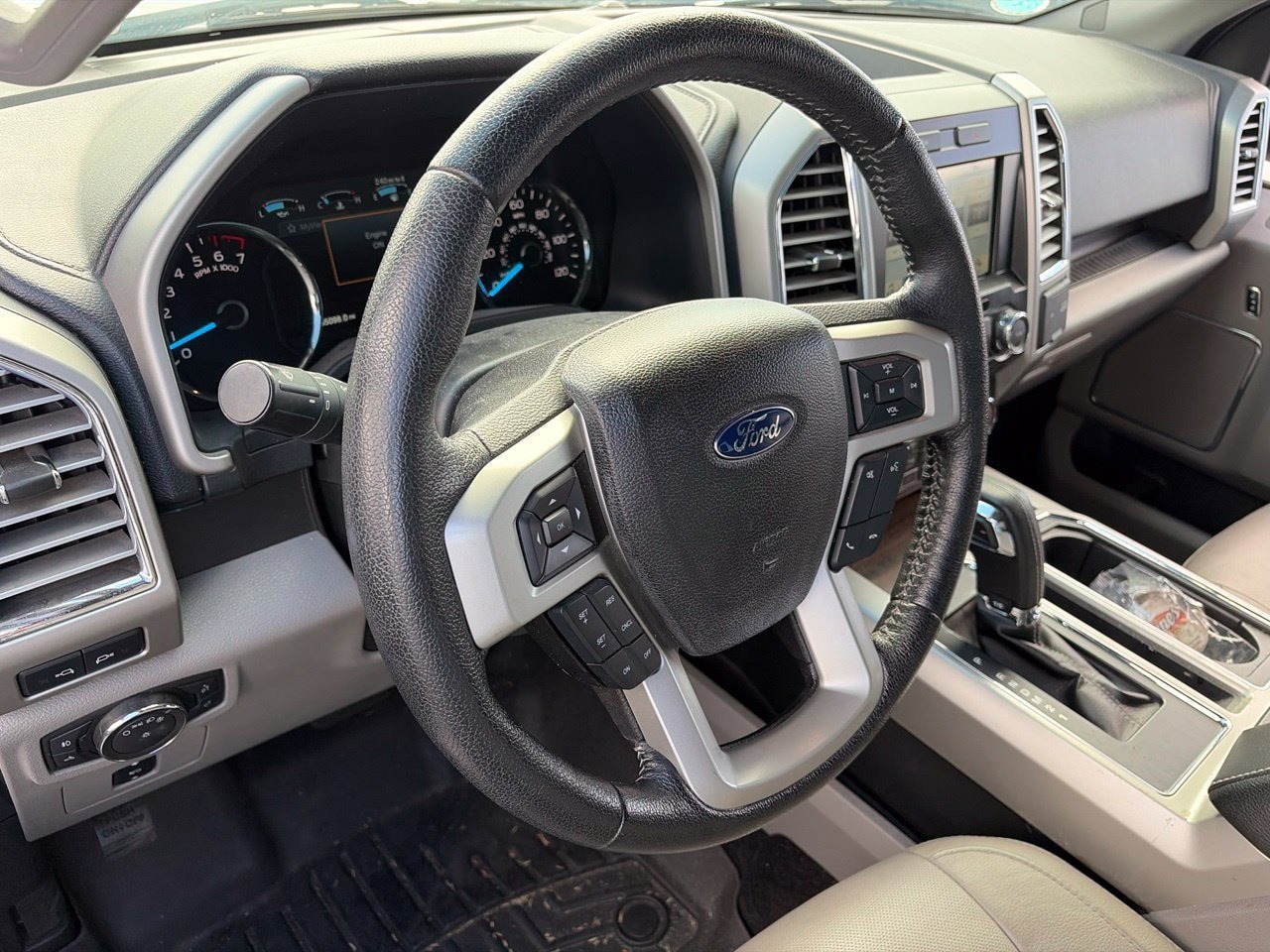 Used 2016 Ford F150 Lariat RWD image 8