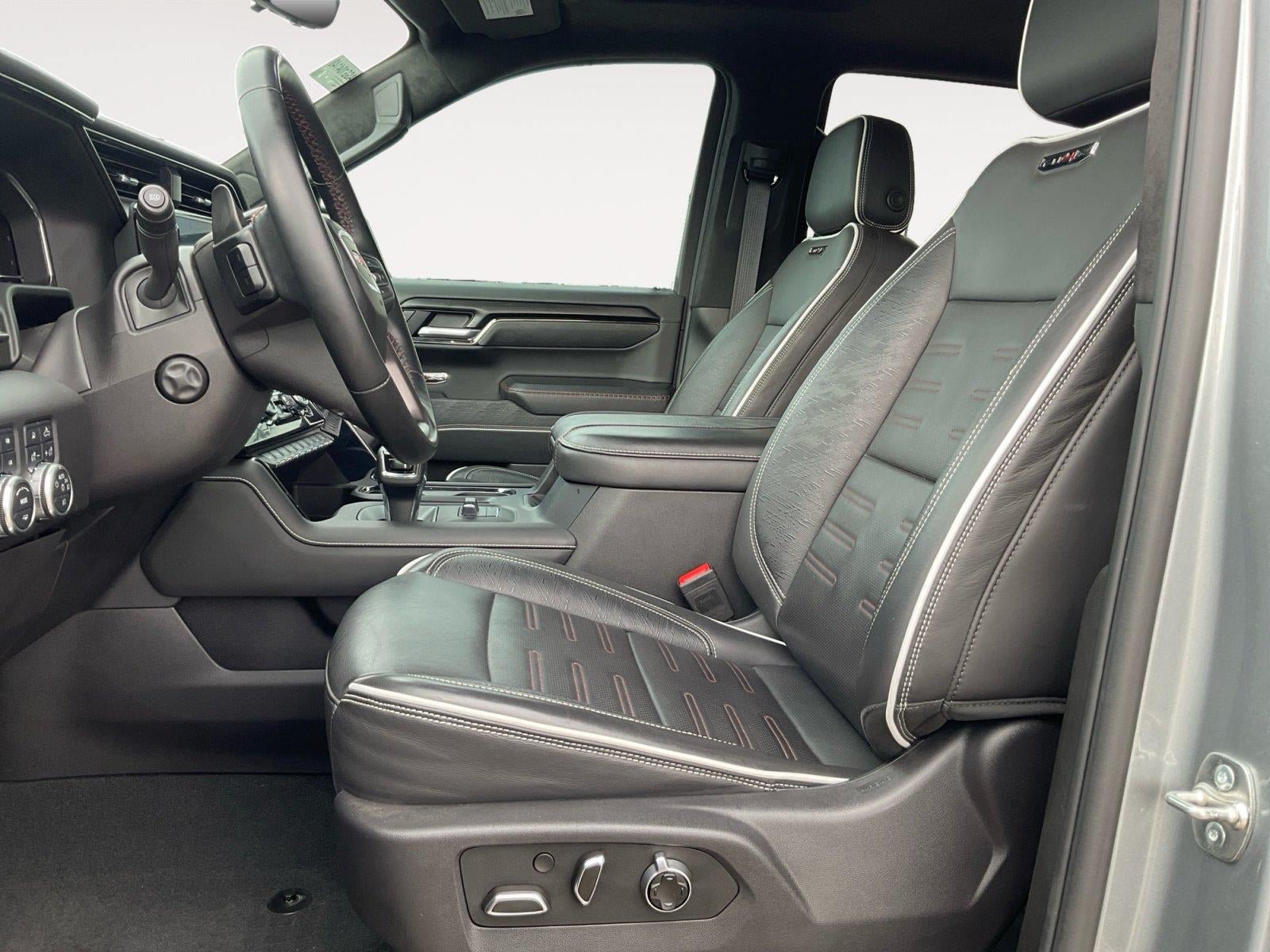 Certified 2025 GMC Sierra 1500 AT4X AWD/4WD image 9