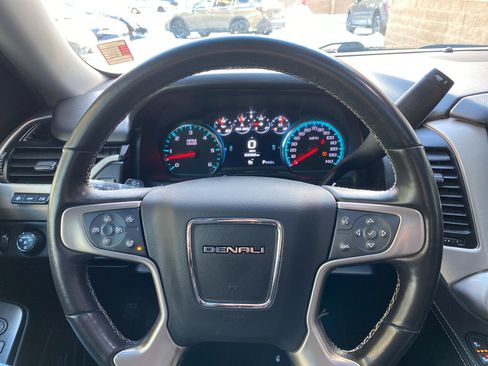 Used 2019 GMC Yukon Denali w/ Denali Ultimate Package image 15