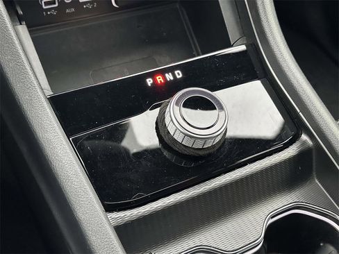 Used 2024 Jeep Grand Cherokee Altitude image 26