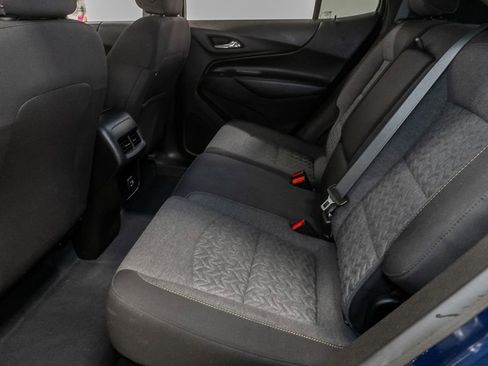 Used 2022 Chevrolet Equinox LT AWD/4WD image 24