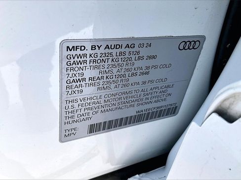 Used 2024 Audi Q3 2.0T Premium Plus w/ Premium Plus Package image 19
