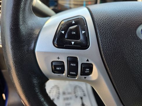 Used 2014 Ford Explorer XLT w/ Equipment Group 202A FWD image 31
