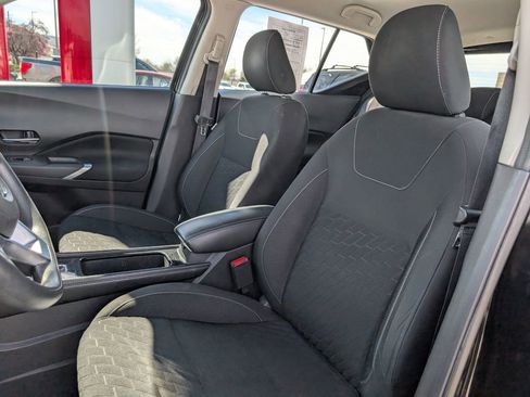 Used 2021 Nissan Kicks SV FWD image 6