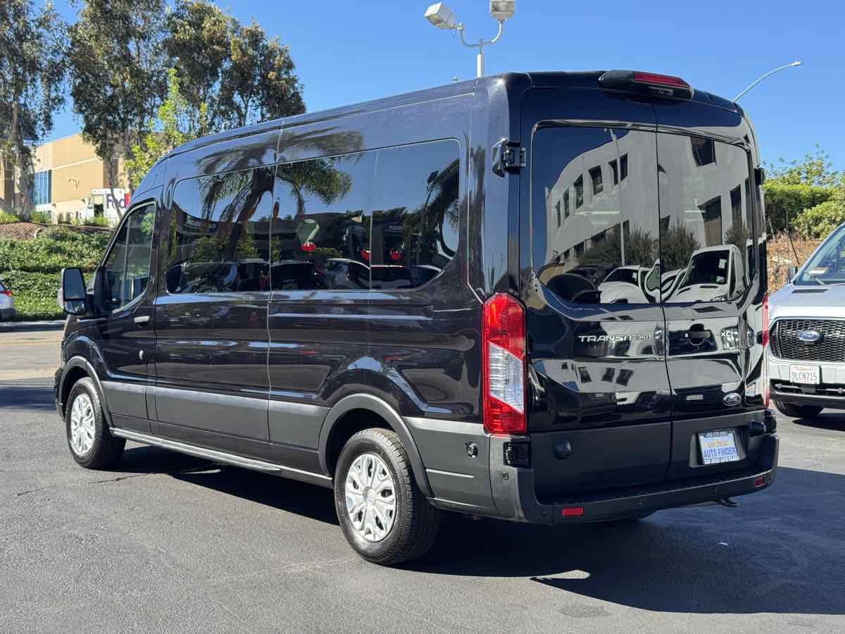 Used 2024 Ford Transit 350 XLT RWD image 9
