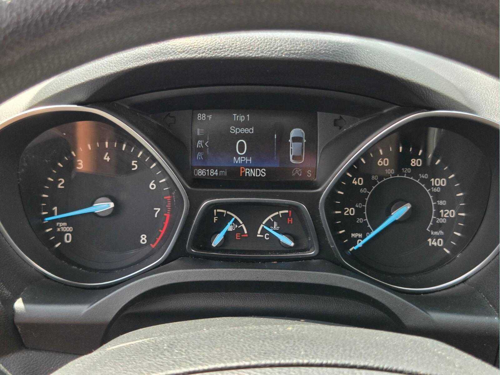 Used 2018 Ford Escape SE FWD image 26