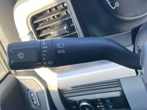 Used 2025 Ford F250 XLT image 23