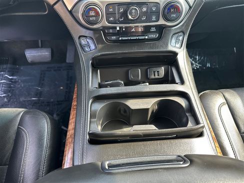 Used 2015 Chevrolet Tahoe LTZ AWD/4WD image 16