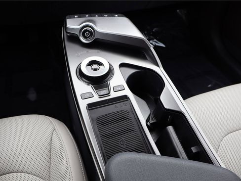 Certified 2023 Kia EV6 Wind image 22