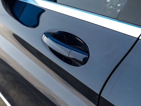 Used 2016 Mercedes-Benz C 300 4MATIC Sedan image 39