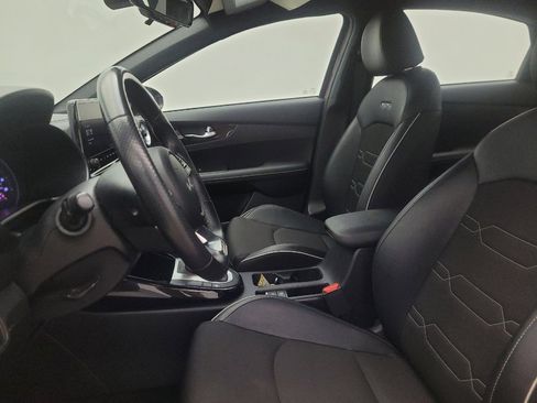 Used 2023 Kia Forte GT-Line w/ GT-Line Technology Package FWD image 17