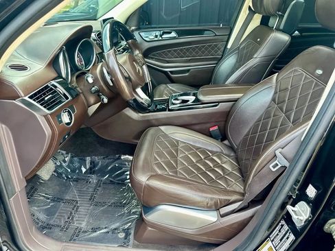 Used 2017 Mercedes-Benz GLS 550 4MATIC image 10