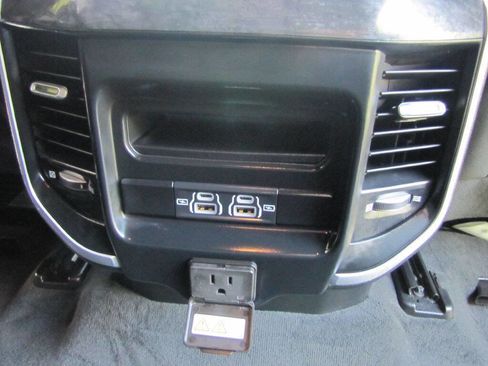 Used 2022 RAM 1500 Lone Star image 33