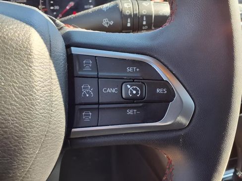 Used 2023 Jeep Compass Trailhawk AWD/4WD image 23
