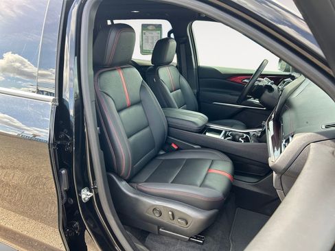 Used 2024 Chevrolet Traverse RS AWD/4WD image 25