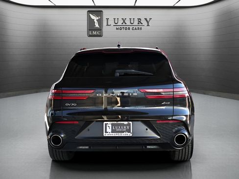 Used 2023 Genesis GV70 2.5T w/ Sport Prestige Package image 7