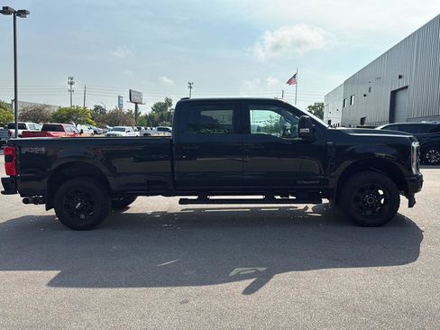 Used 2024 Ford F250 Lariat w/ Lariat Ultimate Package AWD/4WD image 2