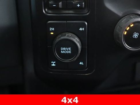 Used 2024 Ford F250 XLT AWD/4WD image 5