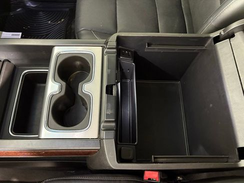 Used 2018 GMC Sierra 1500 SLT w/ SLT Premium Package image 30