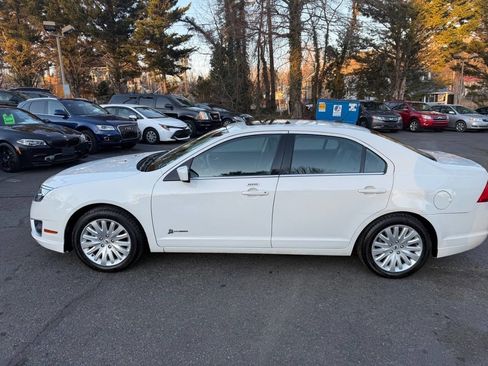 Used 2012 Ford Fusion Hybrid FWD image 4