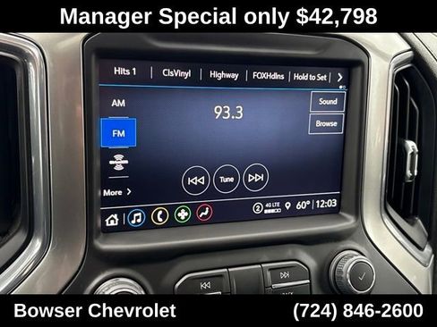 Used 2022 Chevrolet Silverado 1500 LT Trail Boss w/ LT Trail Boss Premium Package AWD/4WD image 18