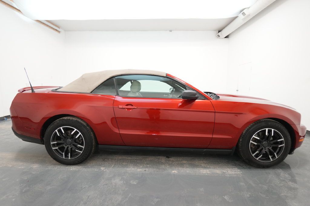 Used 2012 Ford Mustang Premium RWD image 9
