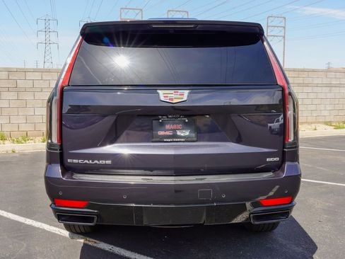 Used 2023 Cadillac Escalade Sport Platinum AWD/4WD image 8
