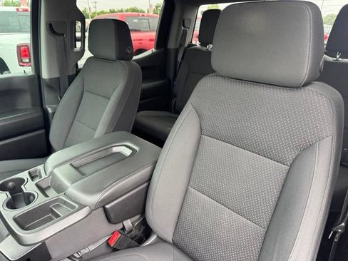 Used 2020 Chevrolet Silverado 1500 Custom w/ Custom Value Package AWD/4WD image 11