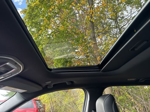 Certified 2023 Jeep Grand Cherokee Altitude image 34