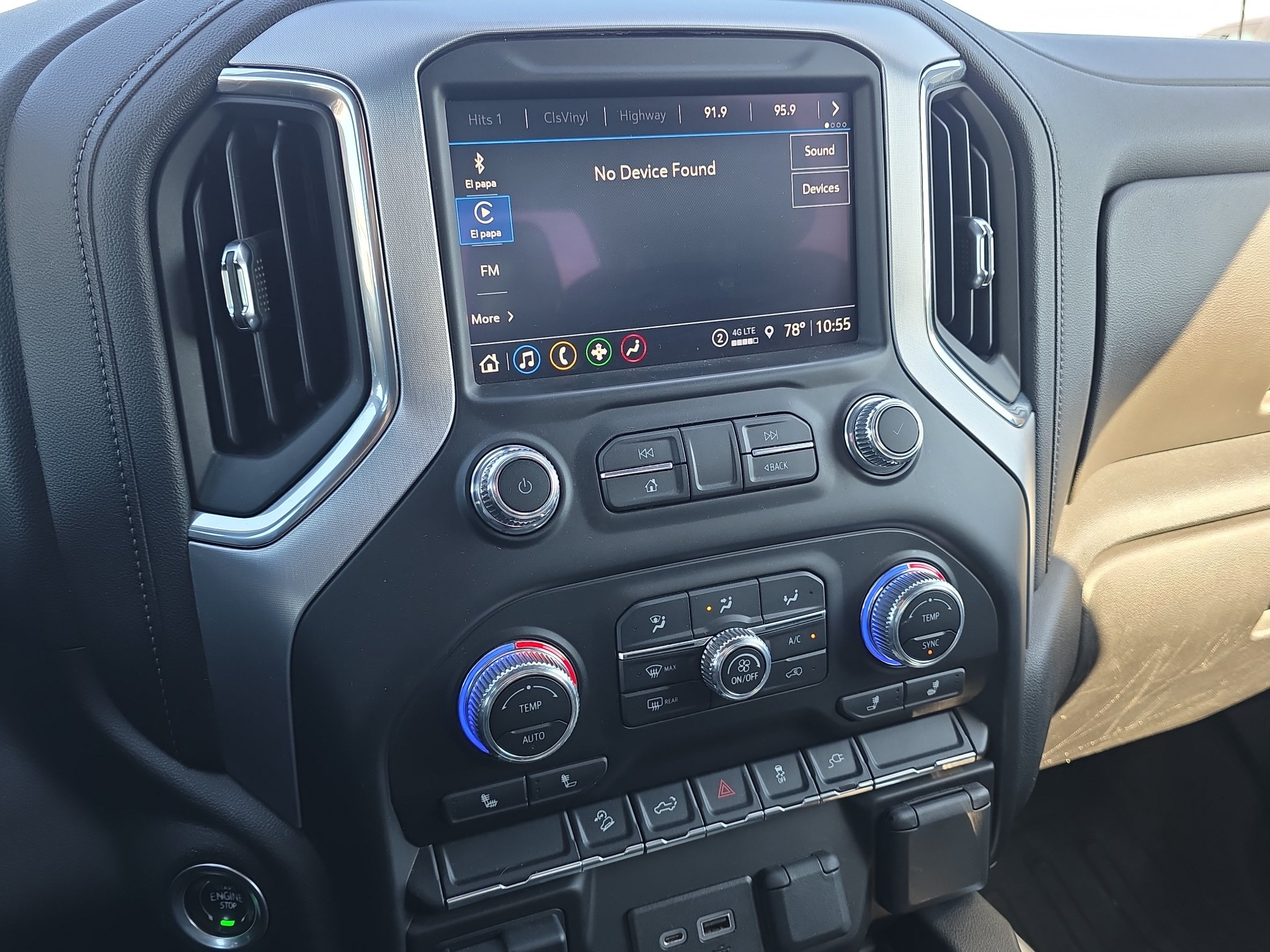 Used 2022 GMC Sierra 1500 Elevation w/ Preferred Package AWD/4WD image 12