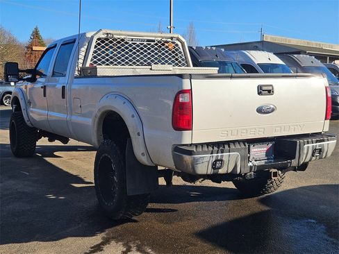 Used 2011 Ford F350 XLT w/ FX4 4X4 Off-Road Pkg image 5